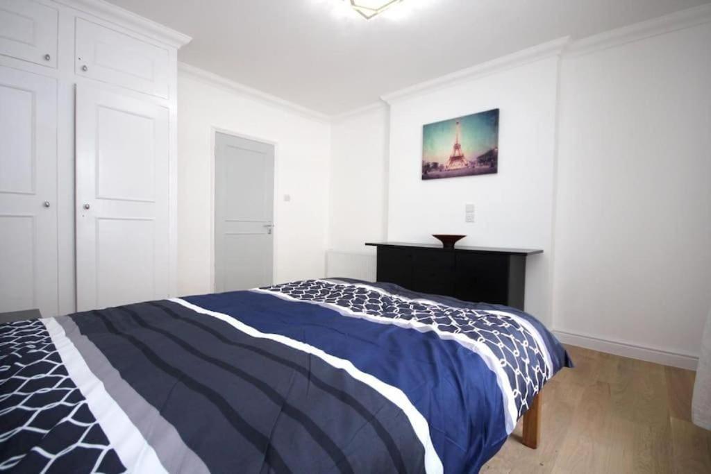 Lovely Kensington Flat Londra Dış mekan fotoğraf